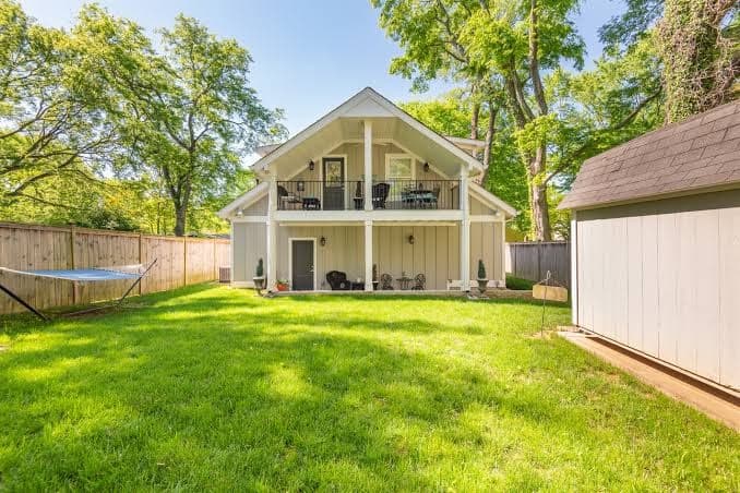 Light-Filled East Nashville Guest House | 2 Balconies, King Bed, Walkable, Guesthouse in Nashville