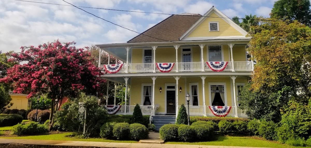 Queen Anne Bed and Breakfast, Bed & Breakfast in Natchitoches