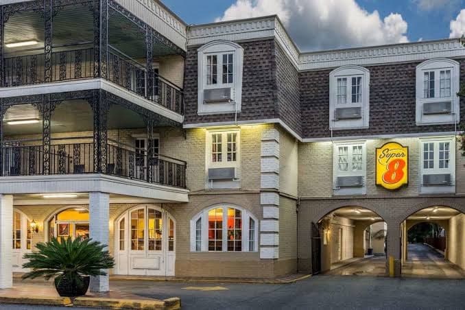 Super 8 by Wyndham New Orleans, Hotel in Arabi