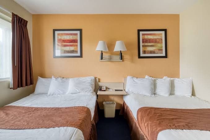 Days Inn by Wyndham New Philadelphia, Hotel in New Philadelphia
