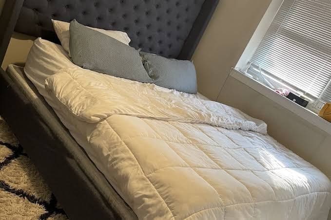 Serviced one bedroom apartment with fireplace, Hotel in Jersey City