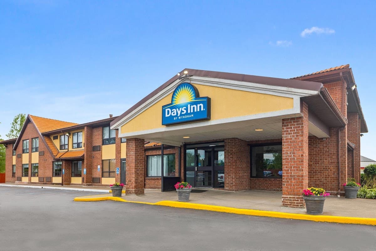 Days Inn by Wyndham Utica, Hotel in Utica