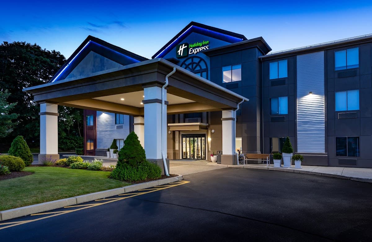 Holiday Inn Express Newport North - Middletown, an IHG Hotel, Hotel in Newport East