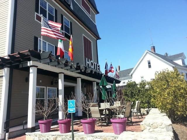 Crescent Suites Hotel LLC, Hotel in Waltham