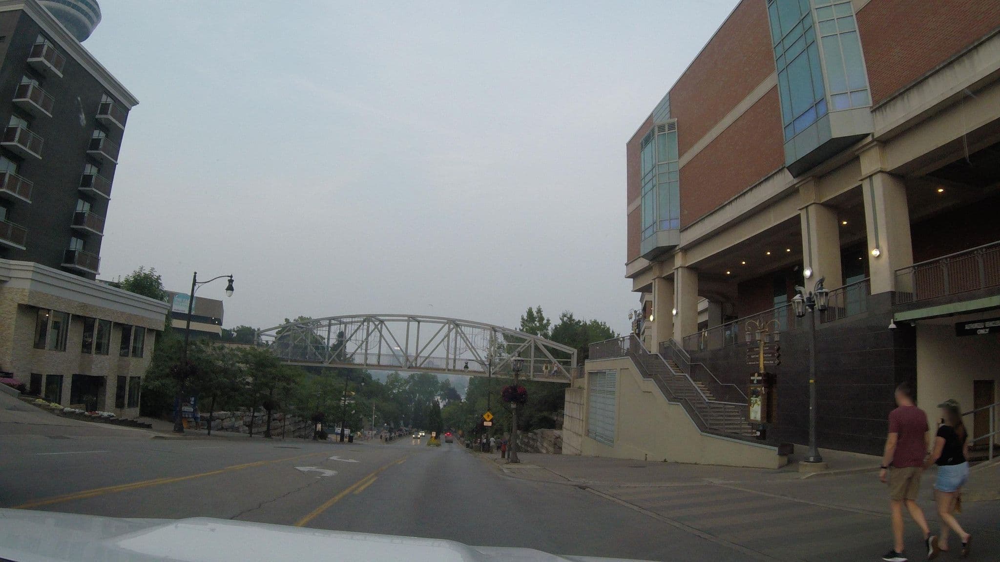 Street view near Quality Hotel Fallsview Cascade, Niagara Falls