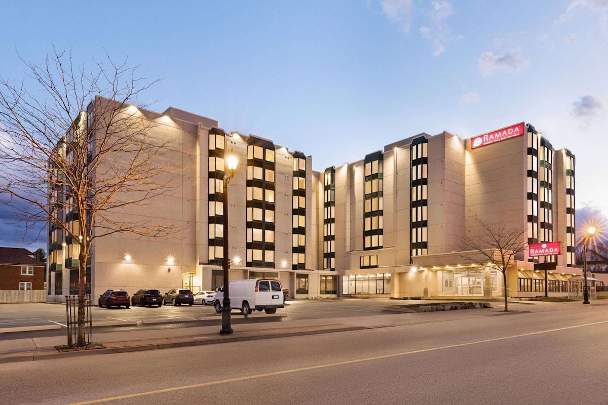Ramada by Wyndham, Niagara Falls Near Fallsview District, Hotel in Niagara Falls