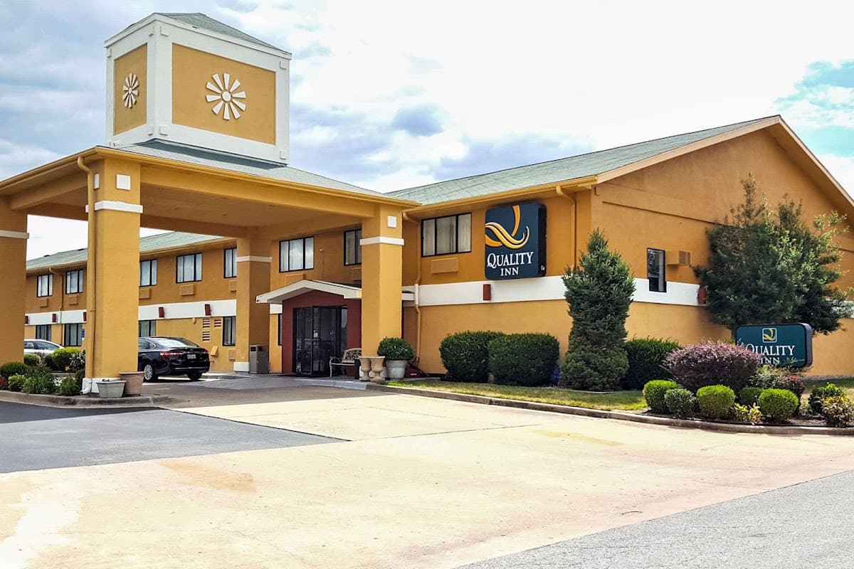 Quality Inn Ozark-Springfield South, Hotel in Ozark