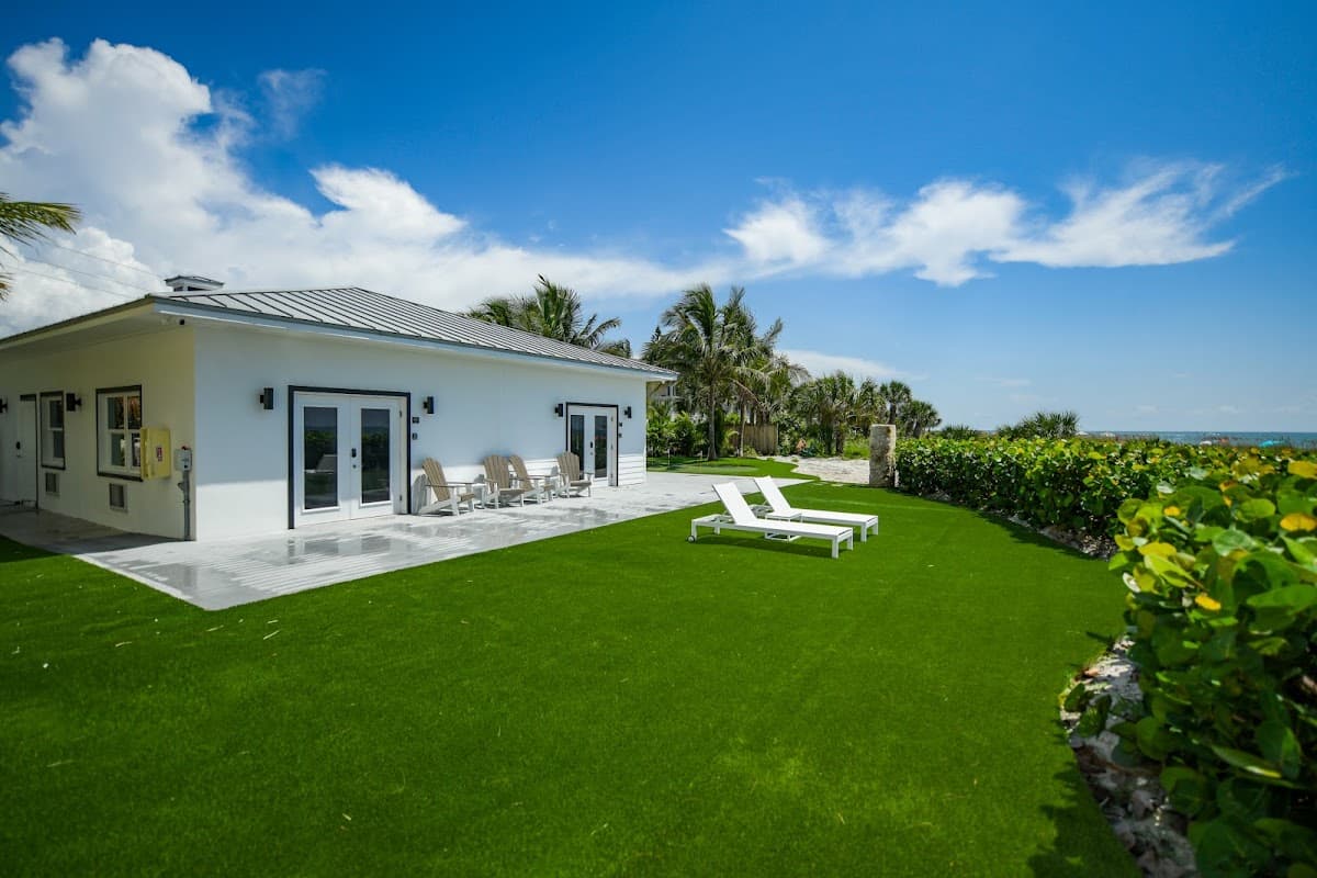 Casey Key Resorts - Beachfront, Hotel in Nokomis