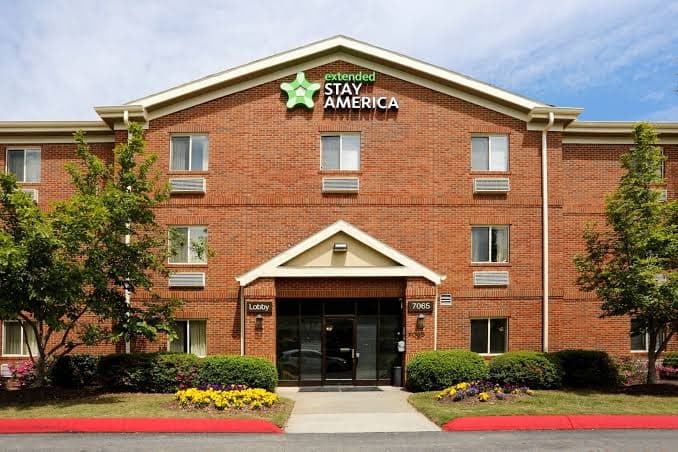 Spring Swallow Lodge, Extended Stay Hotel - Atlanta - Peachtree Corners, Aparthotel in Norcross