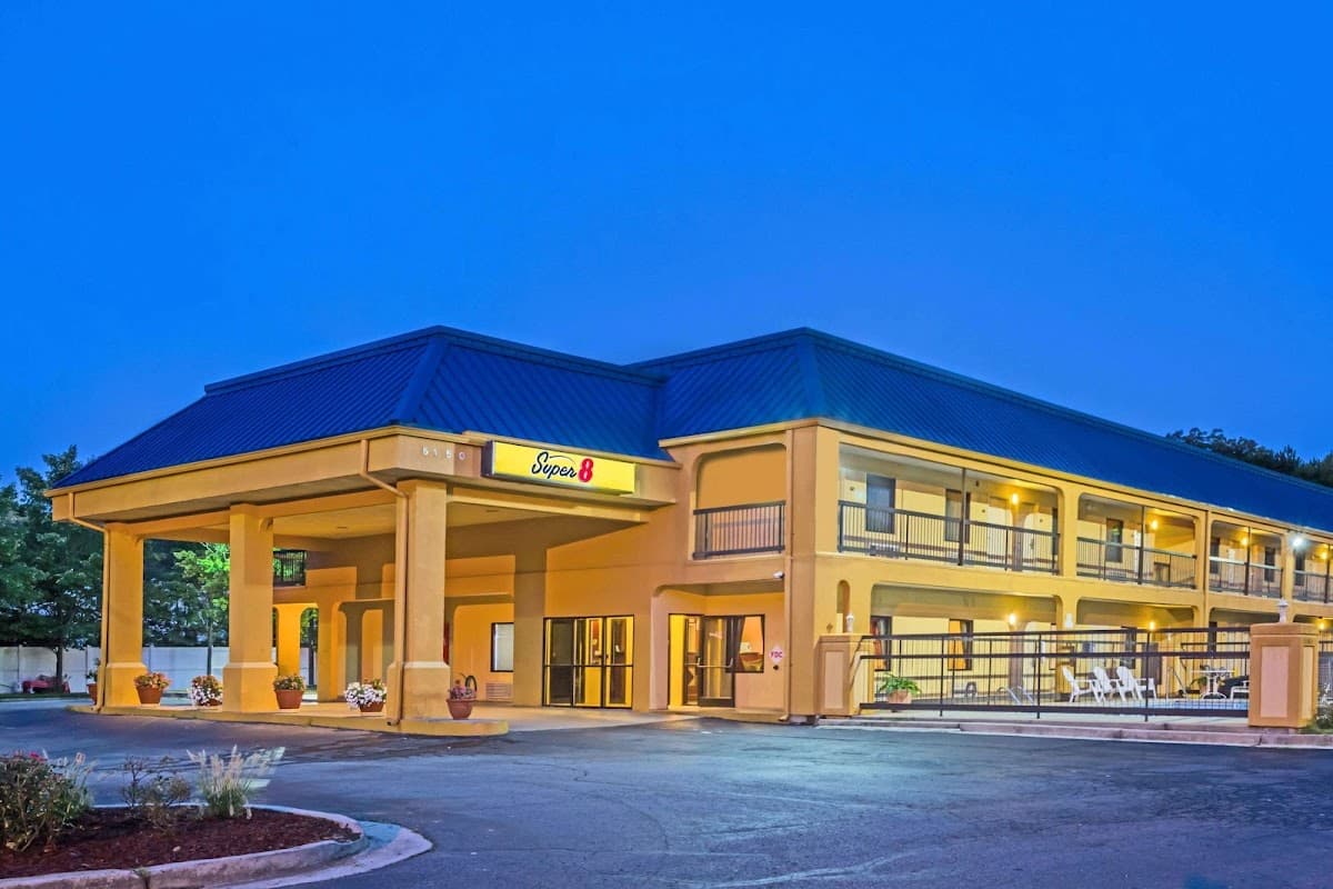 Super 8 by Wyndham Norcross/I-85 Atlanta, Hotel in Norcross
