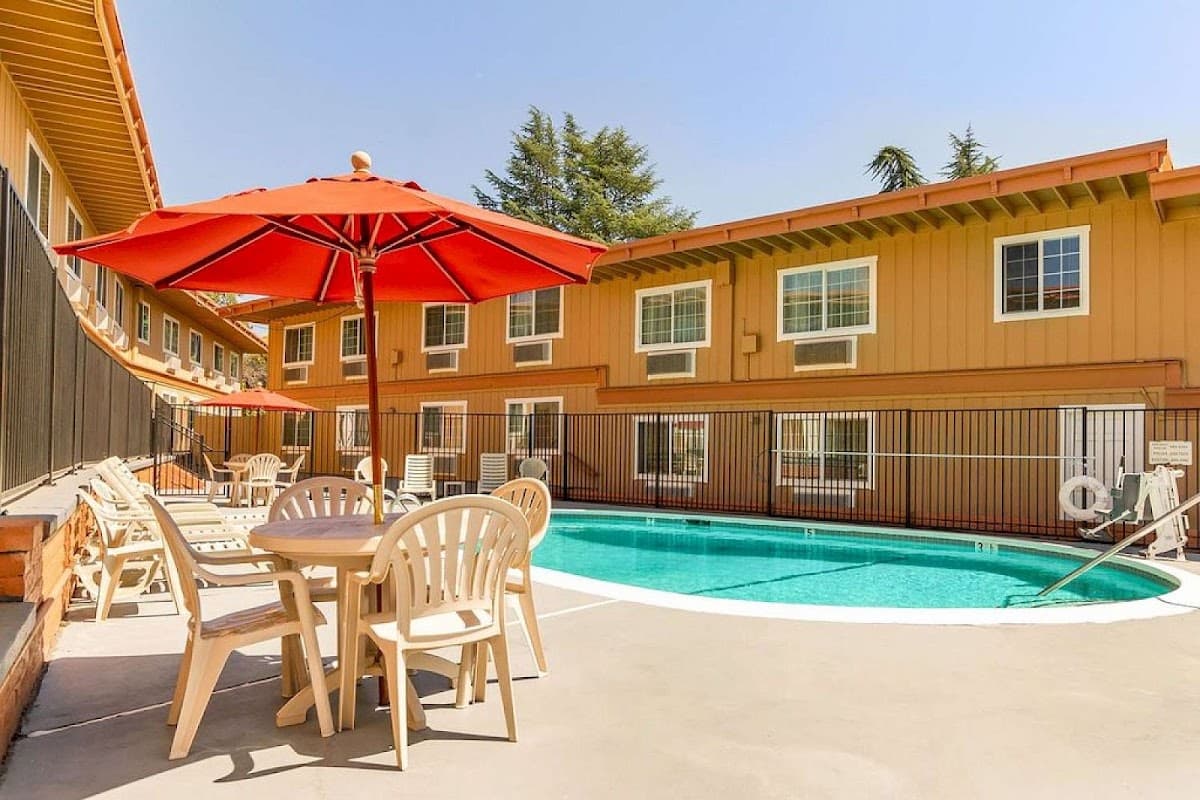 Auburn House Hotel, Hotel in North Auburn