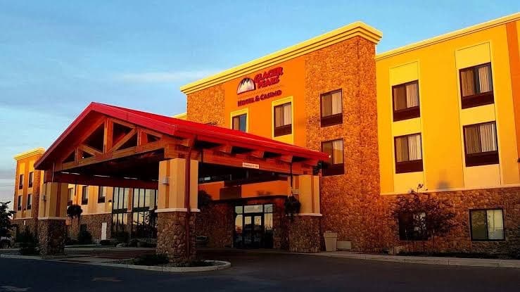 Glacier Peaks Hotel, Hotel in Browning