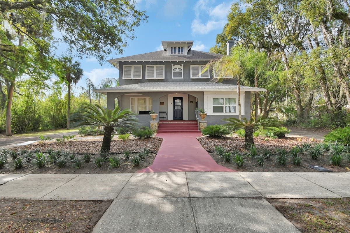 The Michigan House, Hotel in DeLand