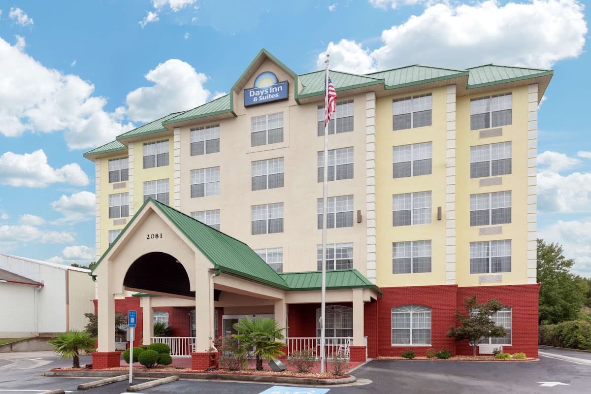 Days Inn & Suites by Wyndham Tucker/Northlake, Hotel in Tucker