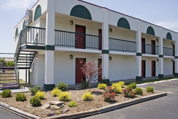 Best Way Inn, Hotel in North Madison
