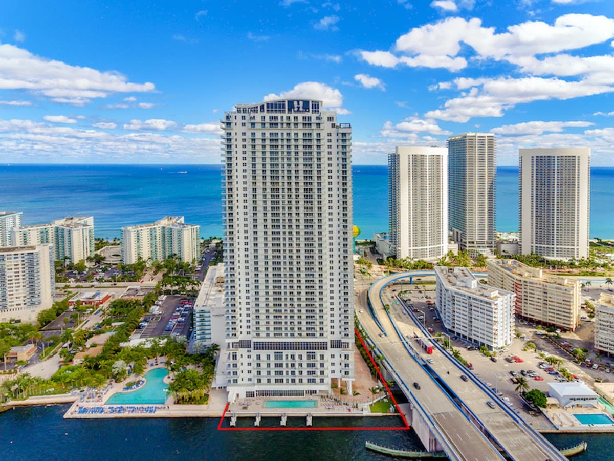 Stay Sol | Vacation Rentals, Holiday Home in North Miami Beach