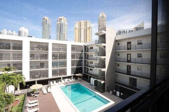 Condos Cartier Miami, Hotel in Sunny Isles Beach