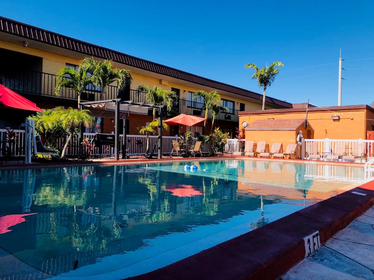 Americas Best Value Inn & Suites North Port, Hotel in North Port