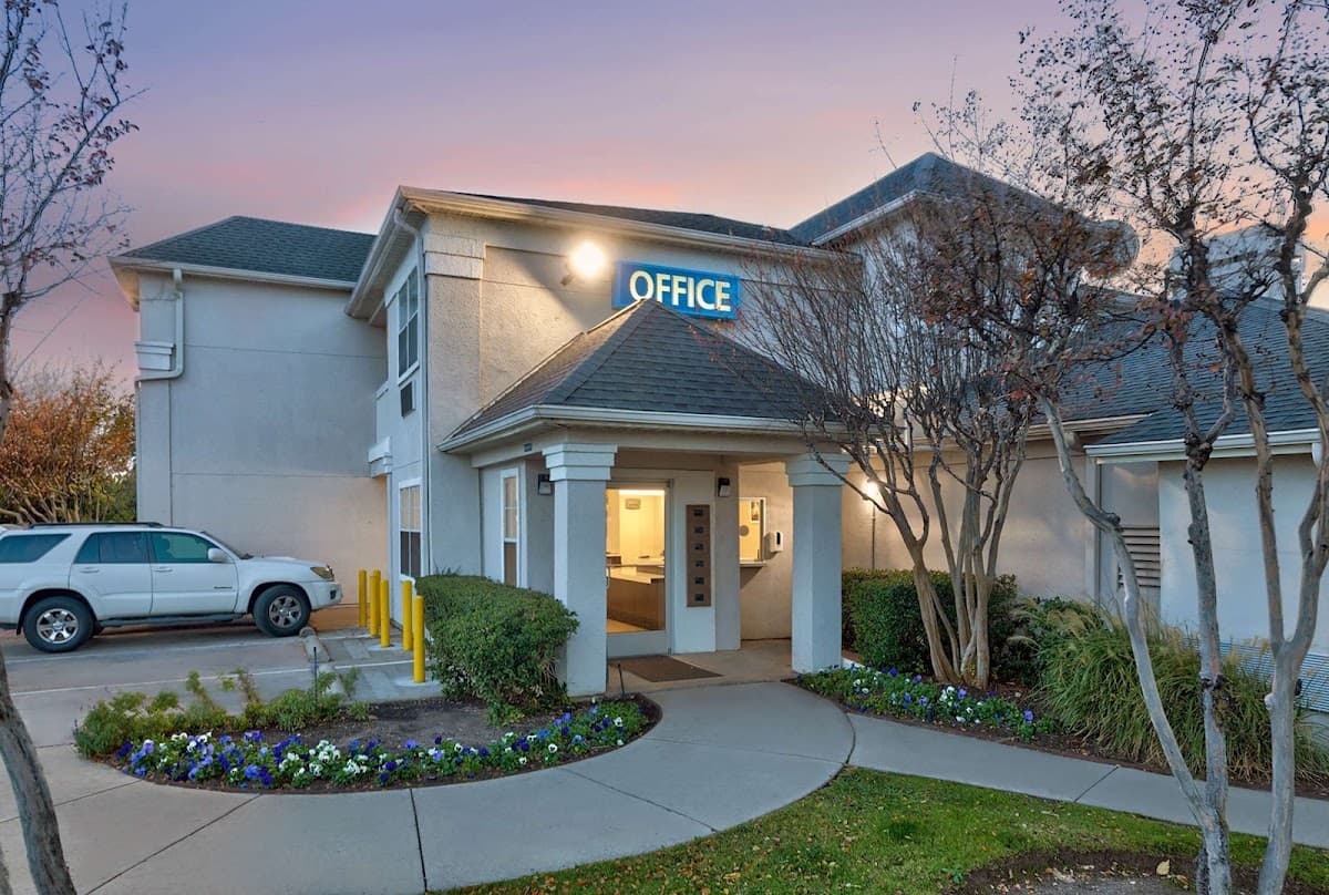 Studio 6 North Richland Hills, TX - Fort Worth, Aparthotel in North Richland Hills
