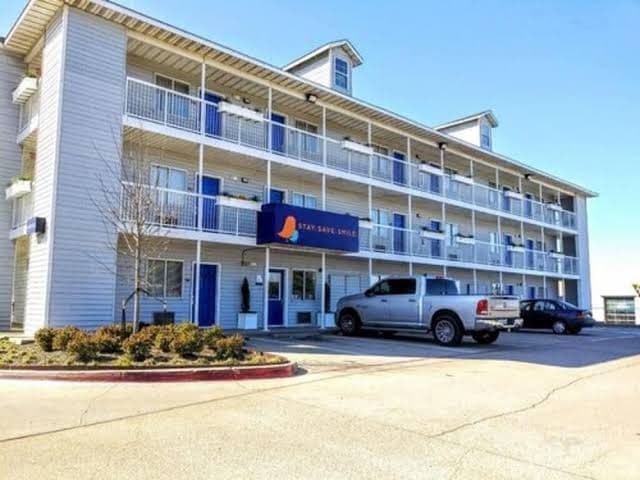 InTown Suites Extended Stay Dallas TX - North Richland Hills, Aparthotel in Watauga