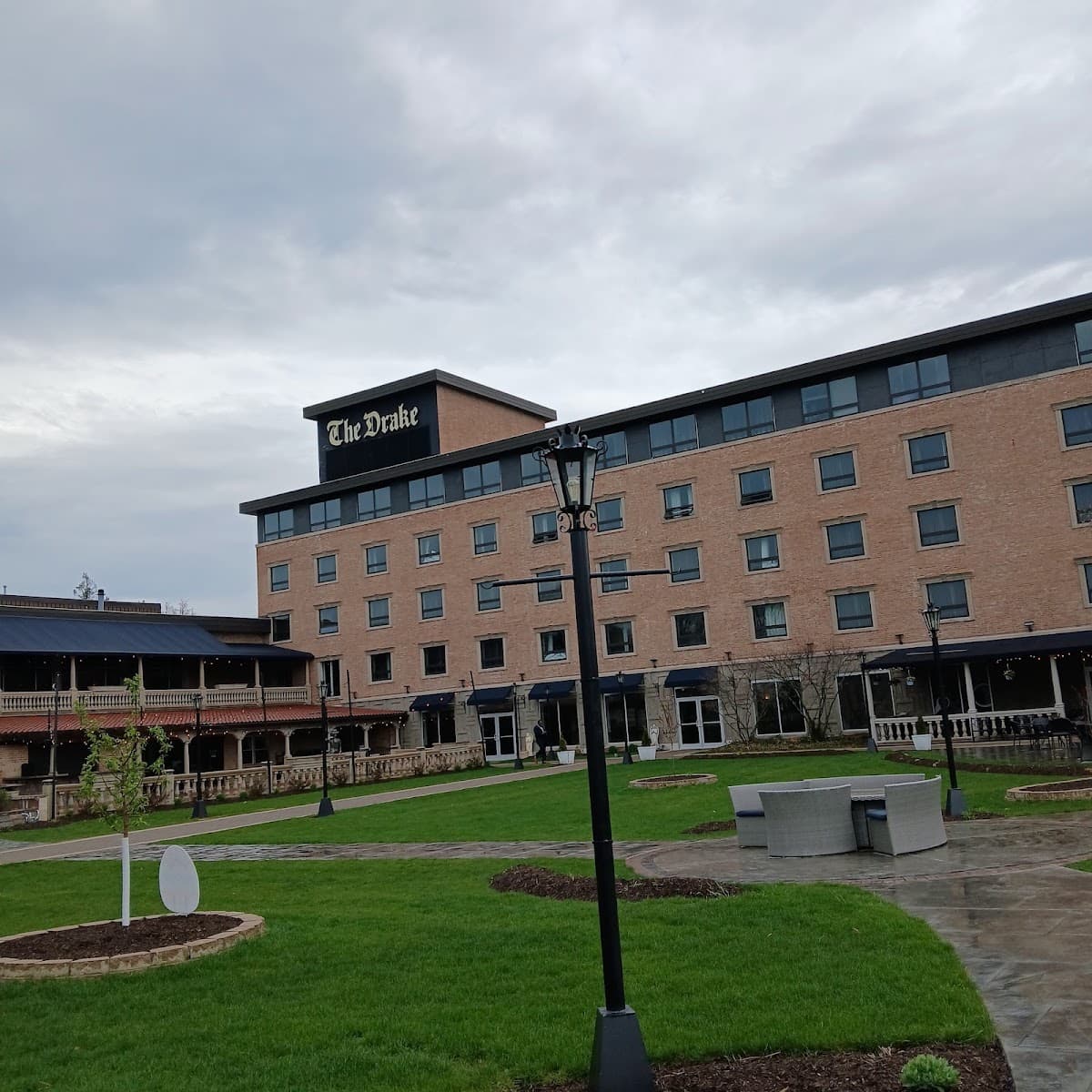The Drake Oak Brook, Hotel in Oak Brook