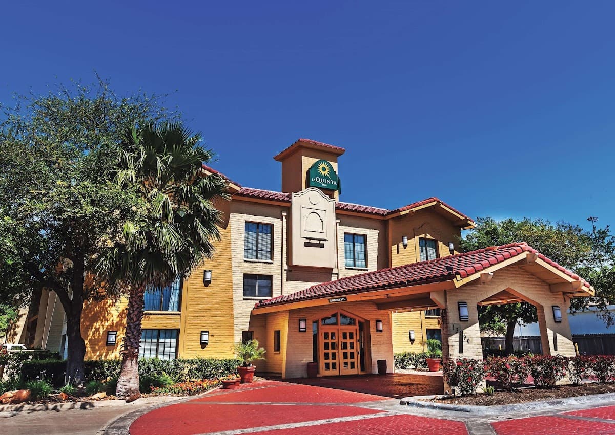 Travelodge by Wyndham Houston Cy-Fair, Hotel in Oak Cliff Place
