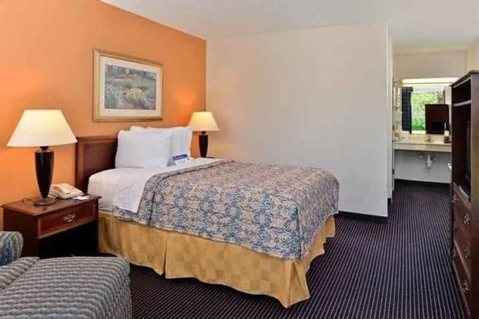 Heritage Inn & Suites, Motel in Village Saint George