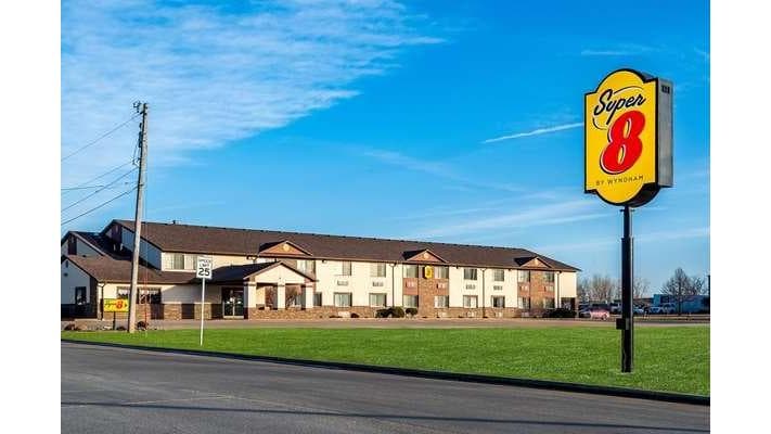 Super 8 by Wyndham Oelwein, Hotel in Oelwein