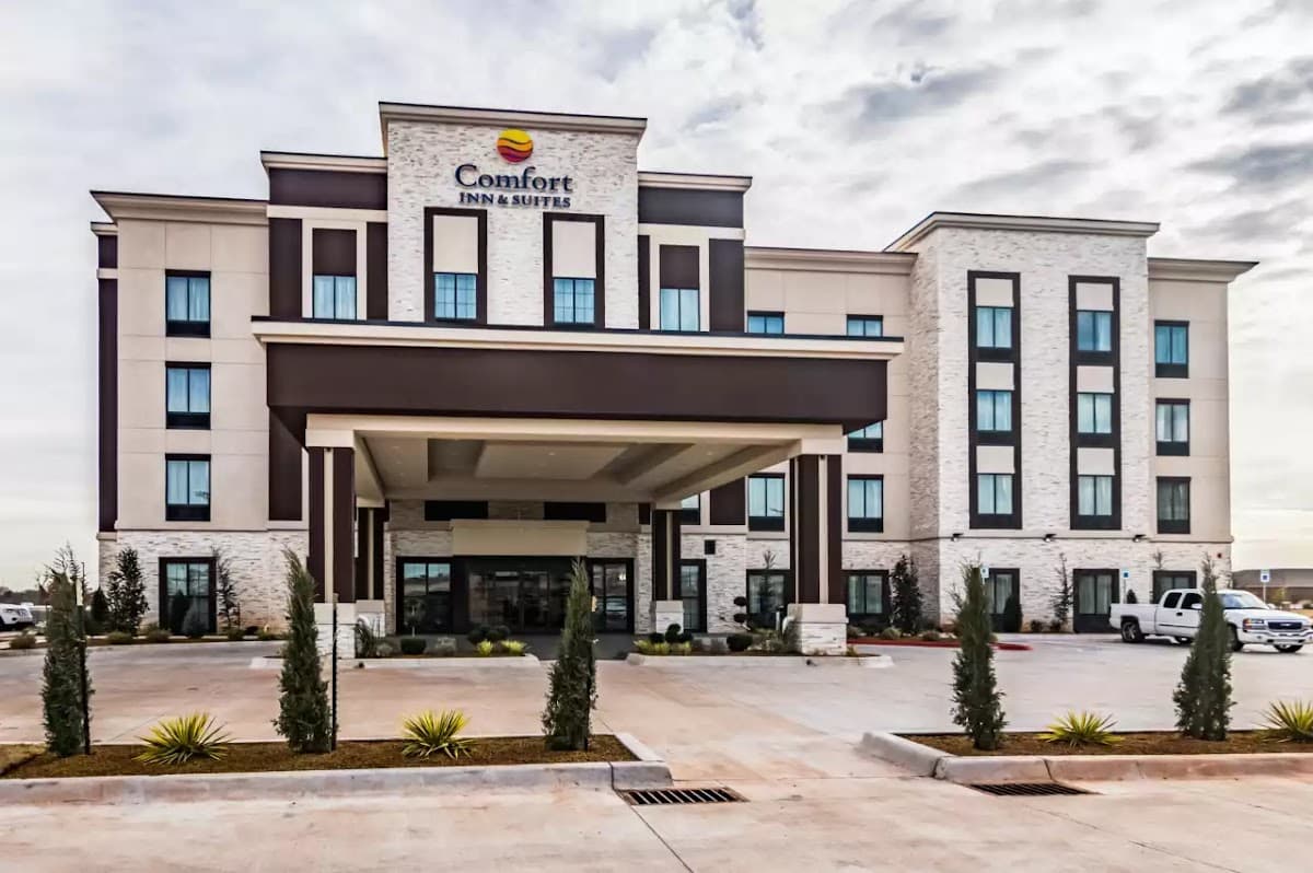 Comfort Inn & Suites Oklahoma City South I-35, Hotel in Del City