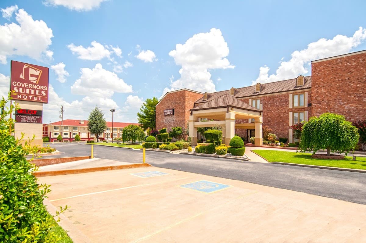 Governor's Suites Hotel Oklahoma City Airport Area/Near downtown/Fairgrounds, Hotel in Oklahoma City