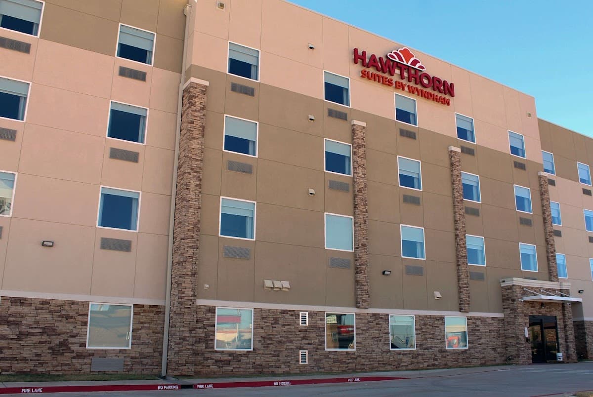 Hawthorn Extended Stay by Wyndham Oklahoma City Airport, Hotel in Warr Acres