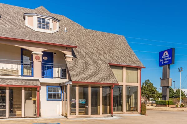 Thunder Inn & Suites, Hotel in Warr Acres