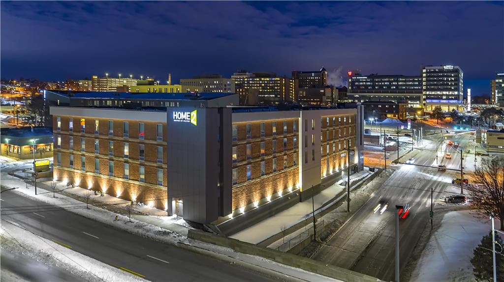 Home2 Suites by Hilton Omaha UN Medical Ctr Area, Hotel in Omaha