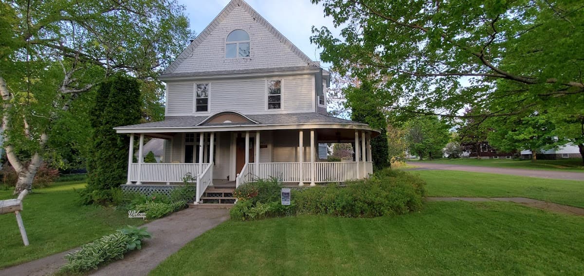 Nancy's Northern Lights B&B, Bed & Breakfast in Ontonagon