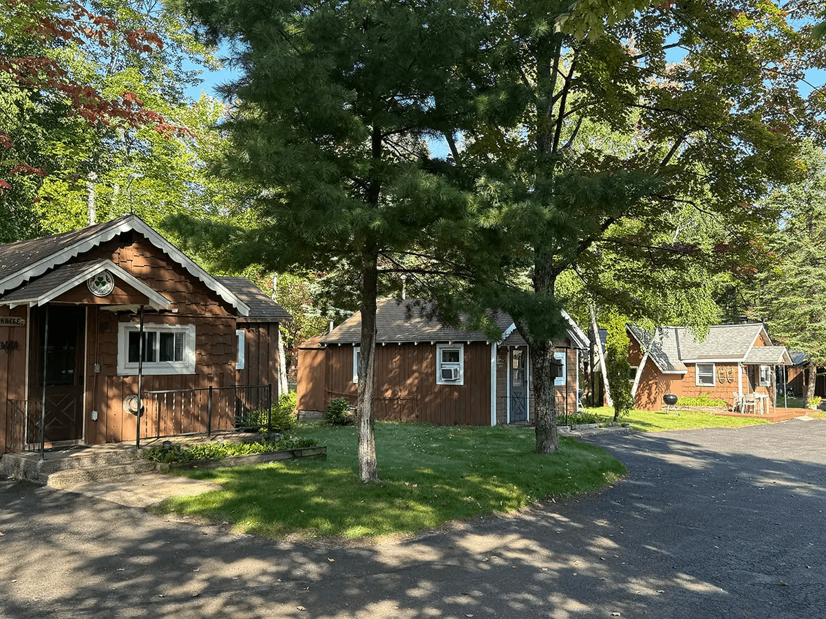 Miller's Cottages, Holiday Home in Ontonagon