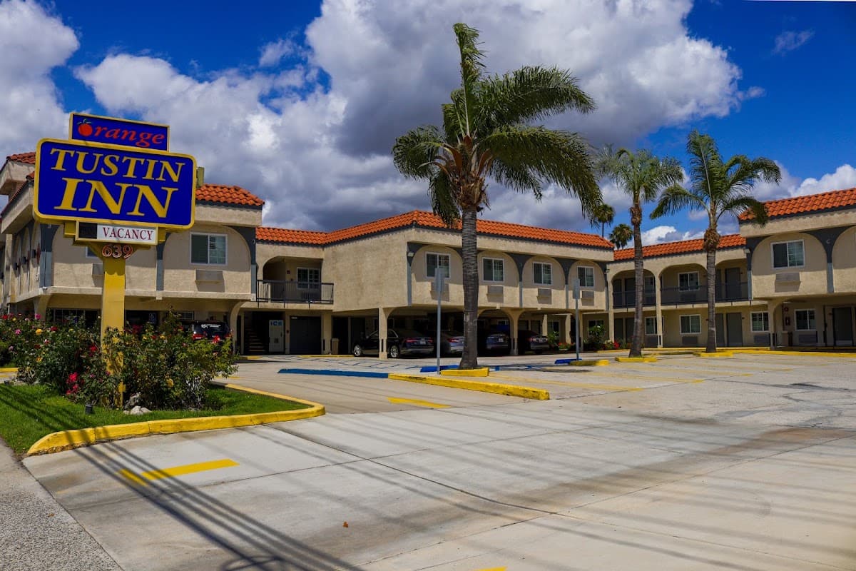Orange Tustin Inn, Hotel in Orange