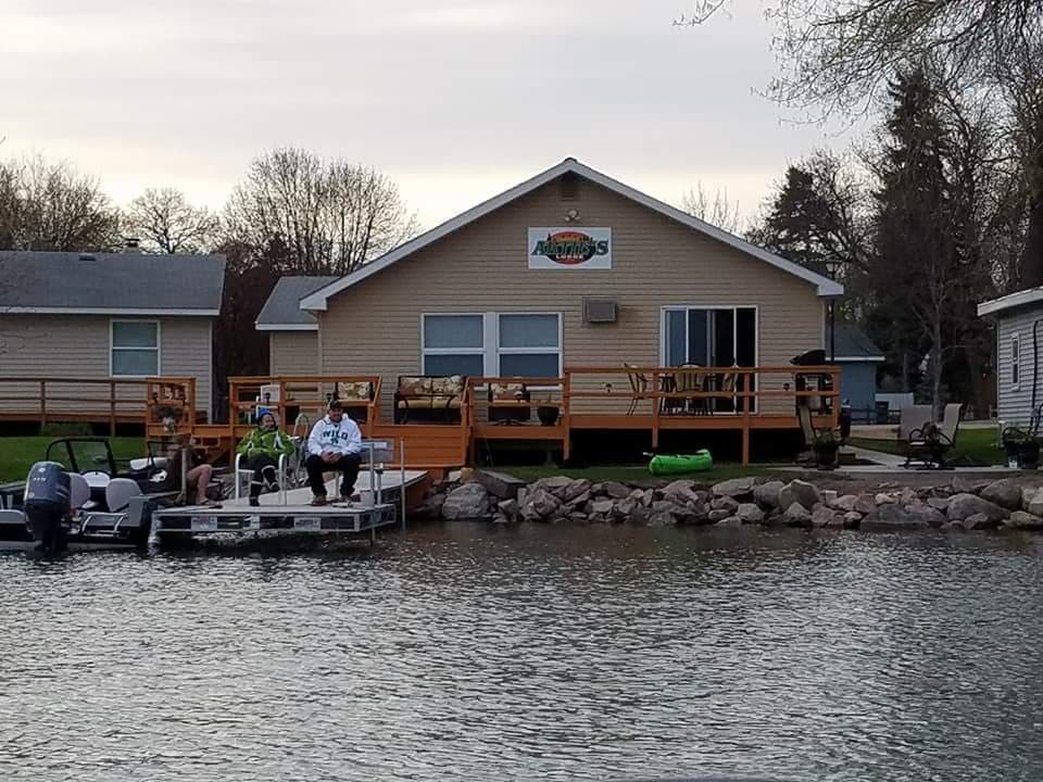 Artie's Lodge, Hotel in Ortonville