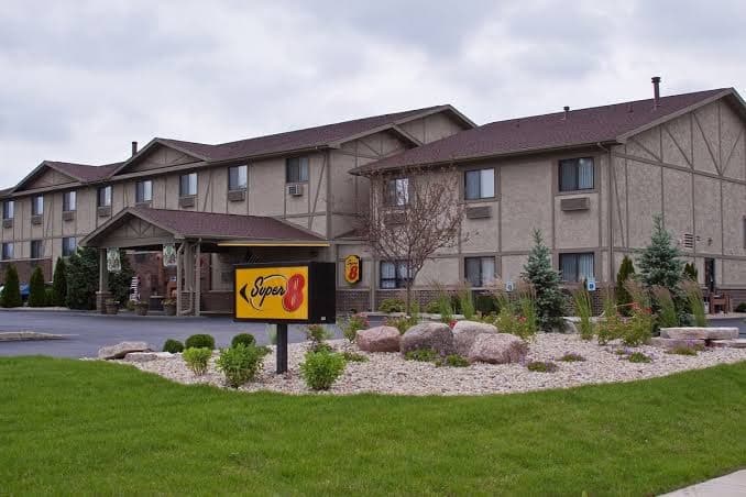 Super 8 by Wyndham Ottawa Starved Rock, Hotel in Ottawa