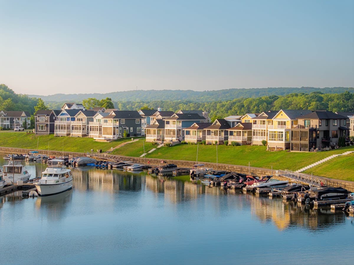 Heritage Harbor, Resort in Ottawa