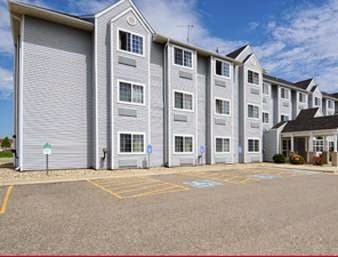 Microtel Inn & Suites by Wyndham Owatonna, Hotel in Owatonna