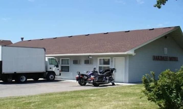 Oakdale Motel Inc, Motel in Owatonna