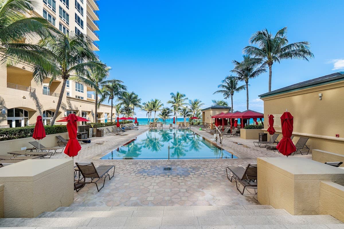 Palm Beach Singer Island Resort & Spa Luxury Suites, Resort in Palm Beach Shores