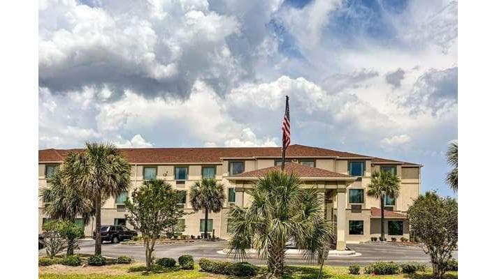 Comfort Inn & Suites Panama City North, Hotel in Pretty Bayou