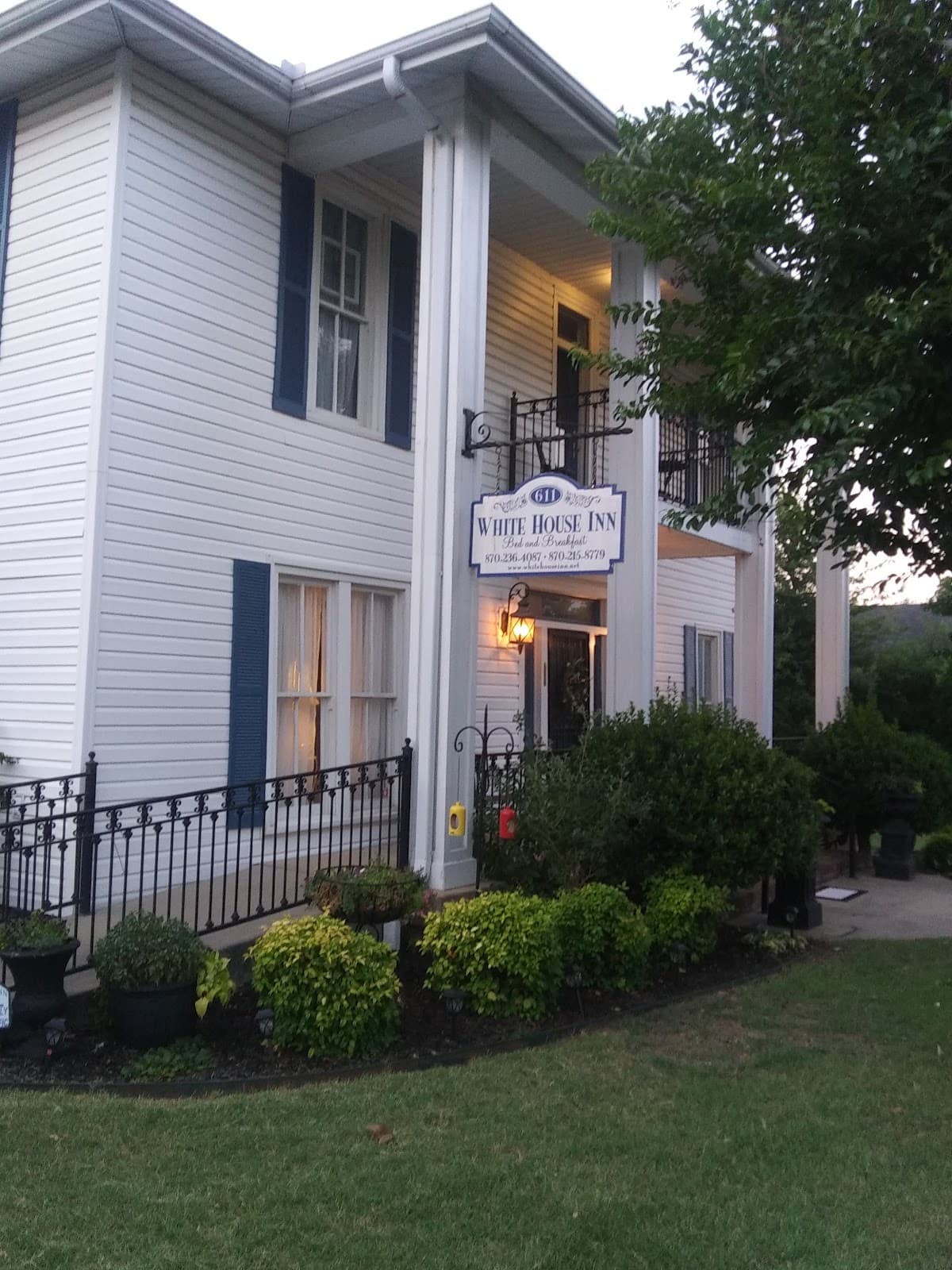 White House Inn B & B, Bed & Breakfast in Paragould