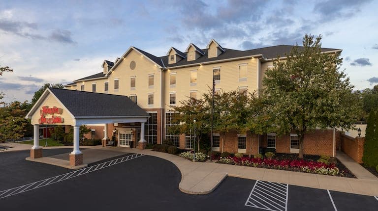 Hampton Inn & Suites State College at Williamsburg Square, Hotel in Toftrees