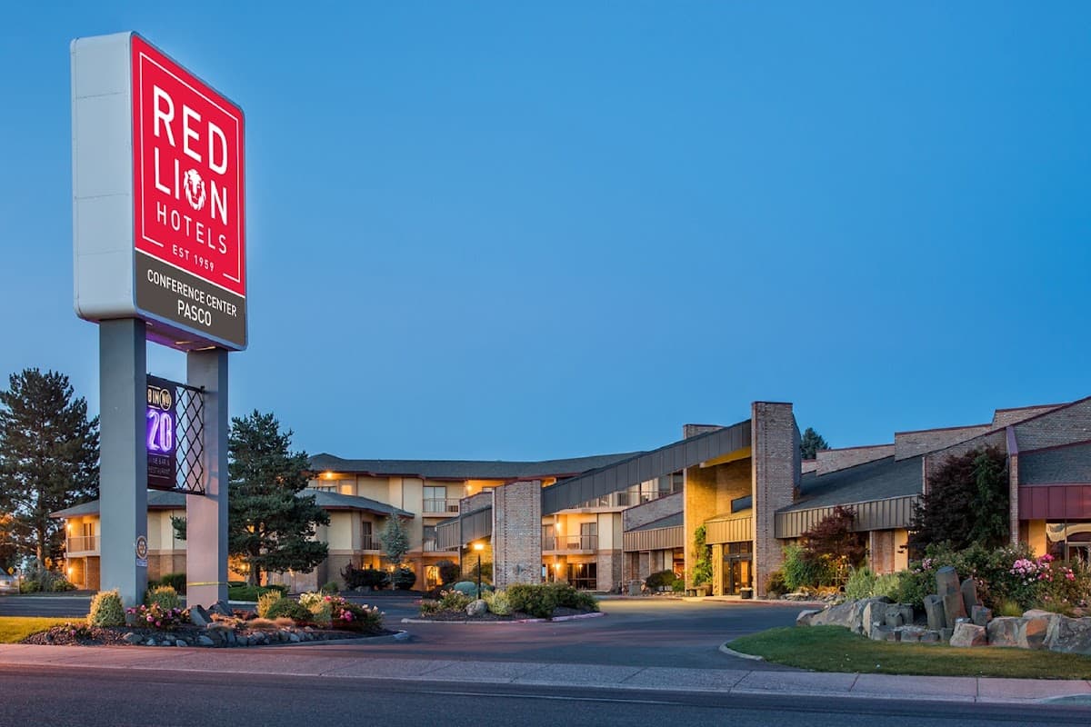 Red Lion Hotel Pasco Airport & Conference Center, Hotel in Pasco
