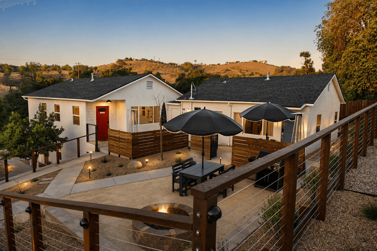 Coastal Harvest Hideaways, Holiday Home in Paso Robles
