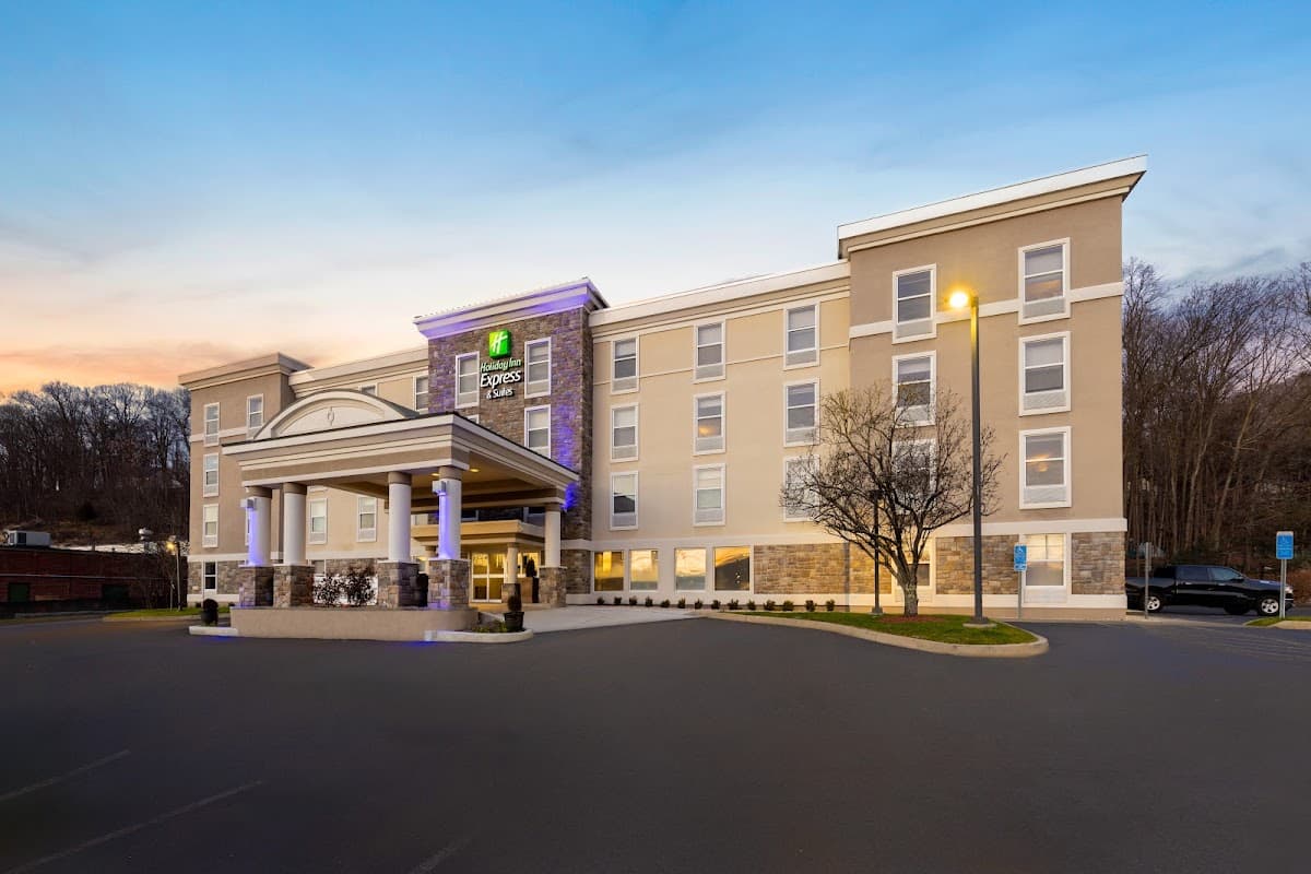 Holiday Inn Express & Suites Danbury - I-84, an IHG Hotel, Hotel in Danbury