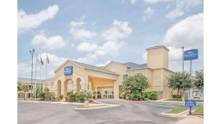 Baymont by Wyndham Pearsall, Hotel in Pearsall