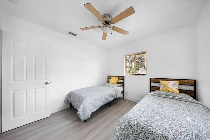 Casa Neisy Florida 10 minutes from Hollywood Beach and Hard Rock Hotel & Casino Hollywood, Hotel in Pembroke Pines